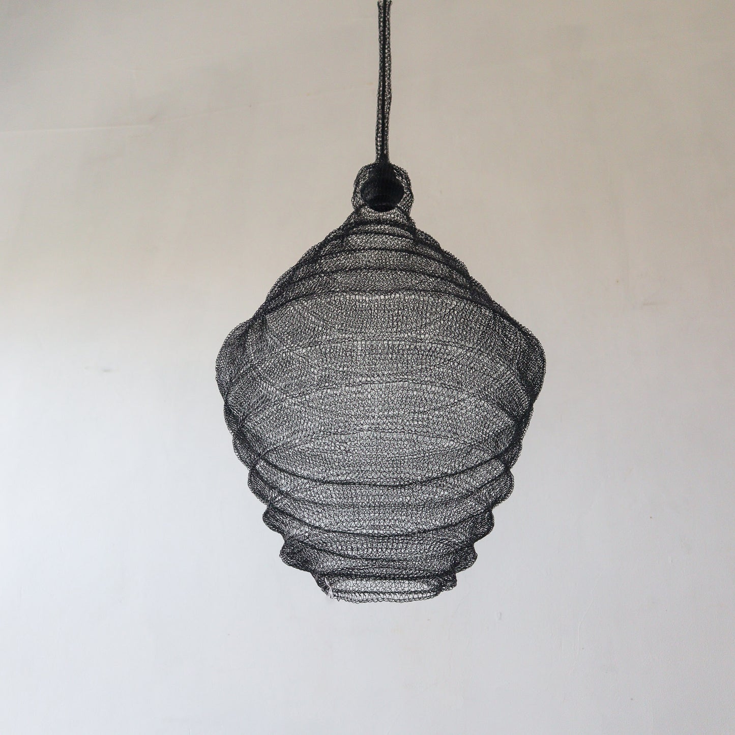 Wire Mesh Chandelier Diamond Shape in Black