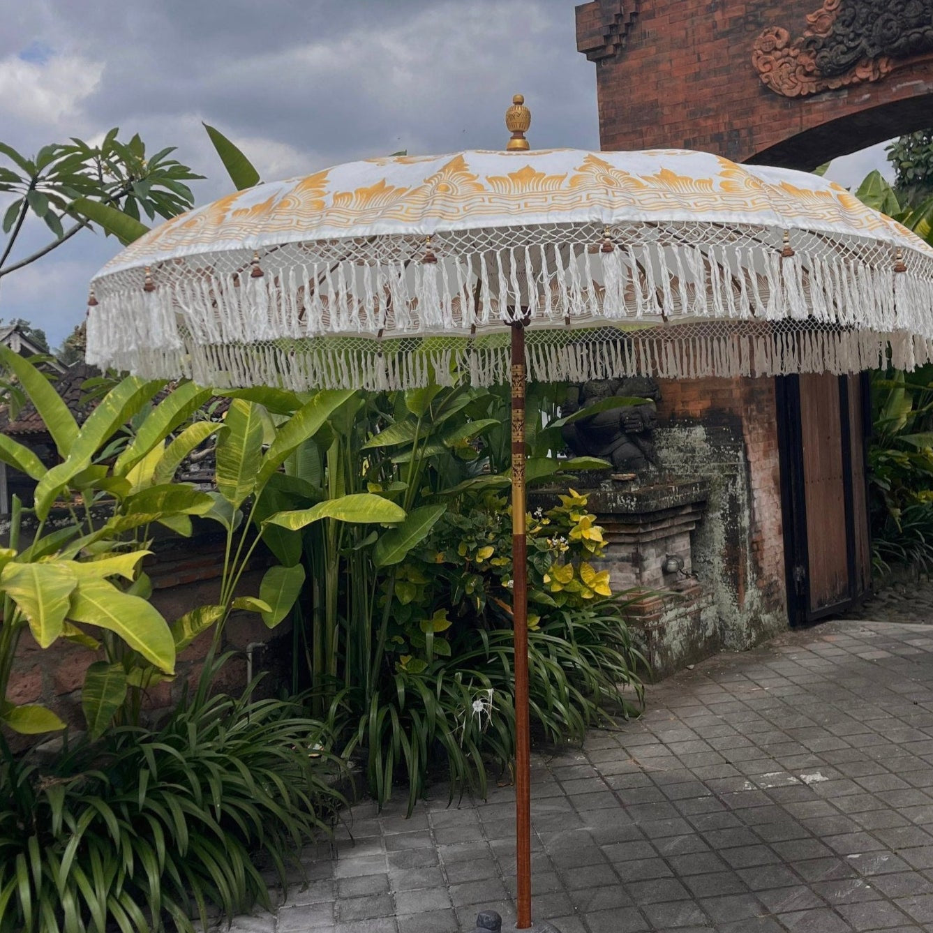 Handmade White Bamboo Parasol Bali with motif