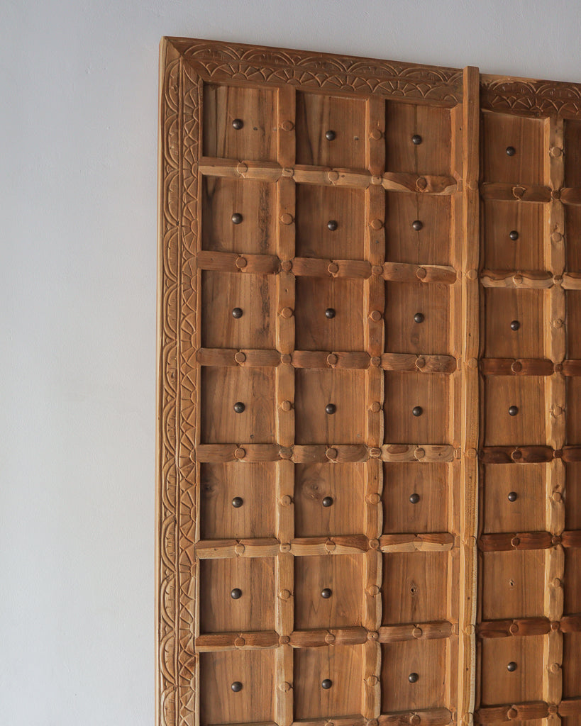Hand Carved Double Door Kotak Design Roomi