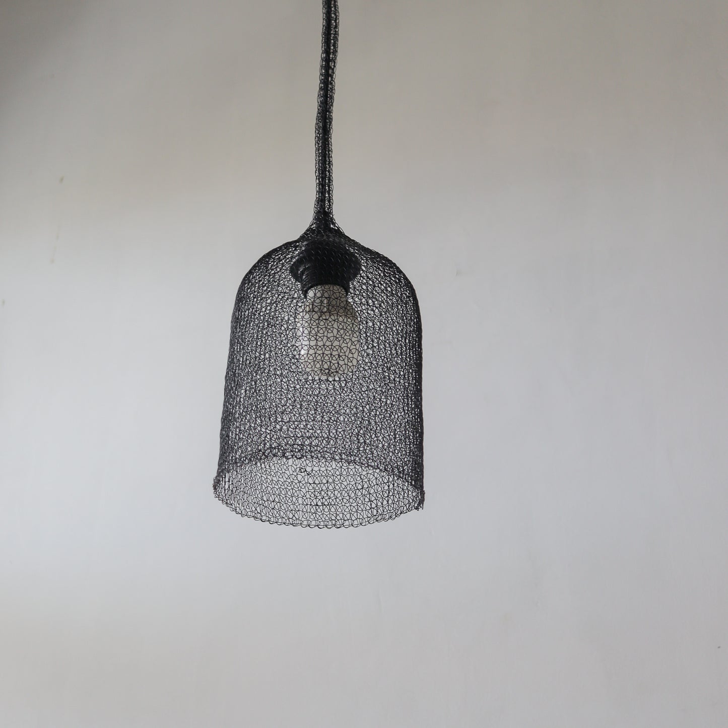 Black Metal Mesh Pendant Light Siji Design