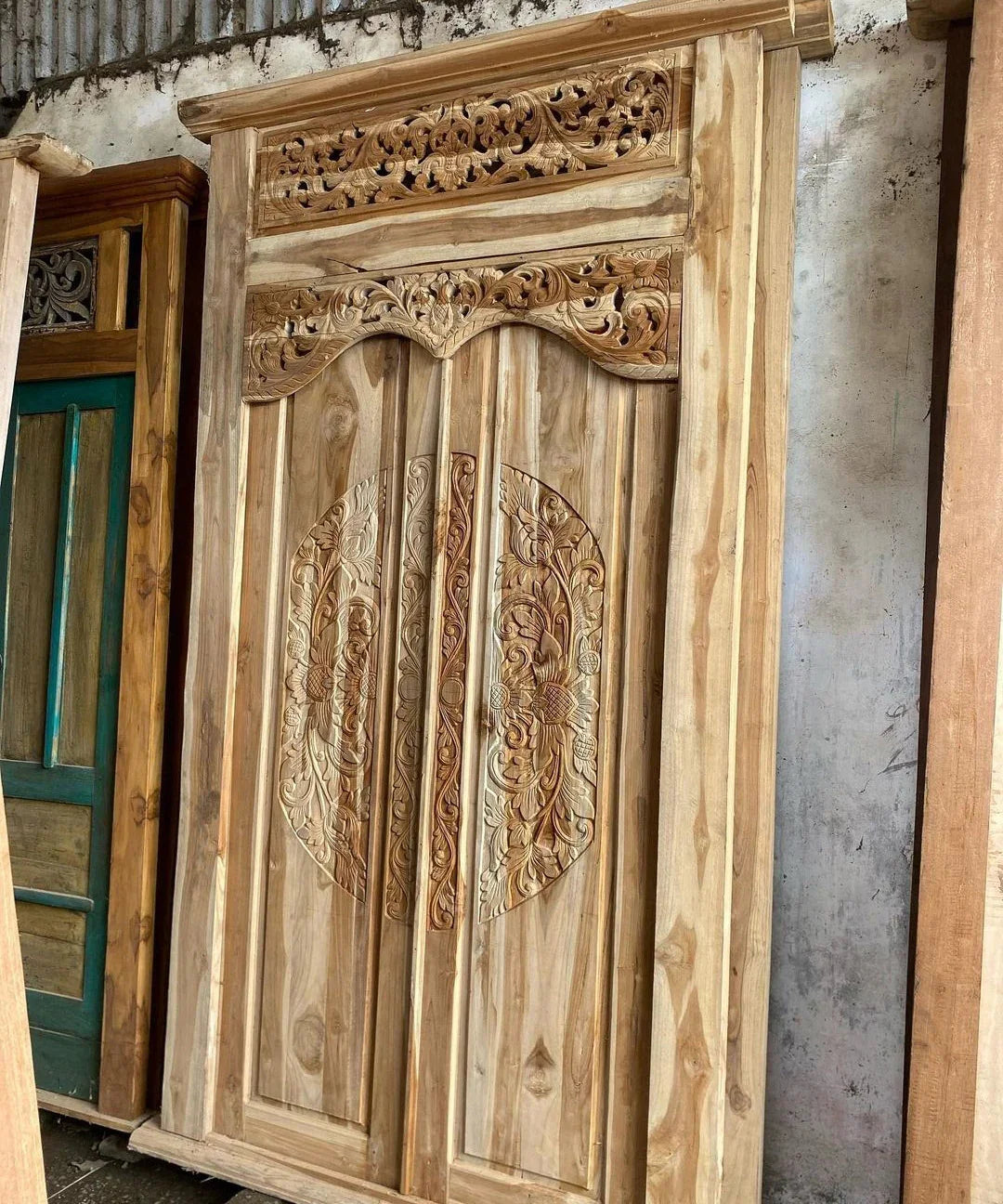 Hand carved Wood Door Bali – roomidecoration