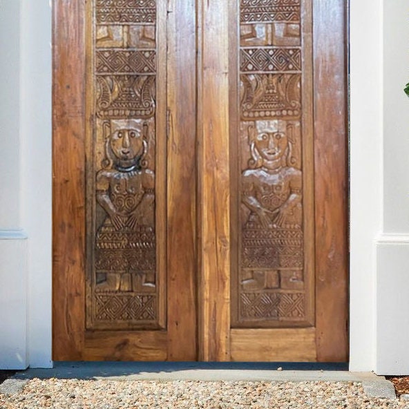 Vintage carving door