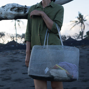 Wire Mesh Hand Woven Tote Bag Penari Design