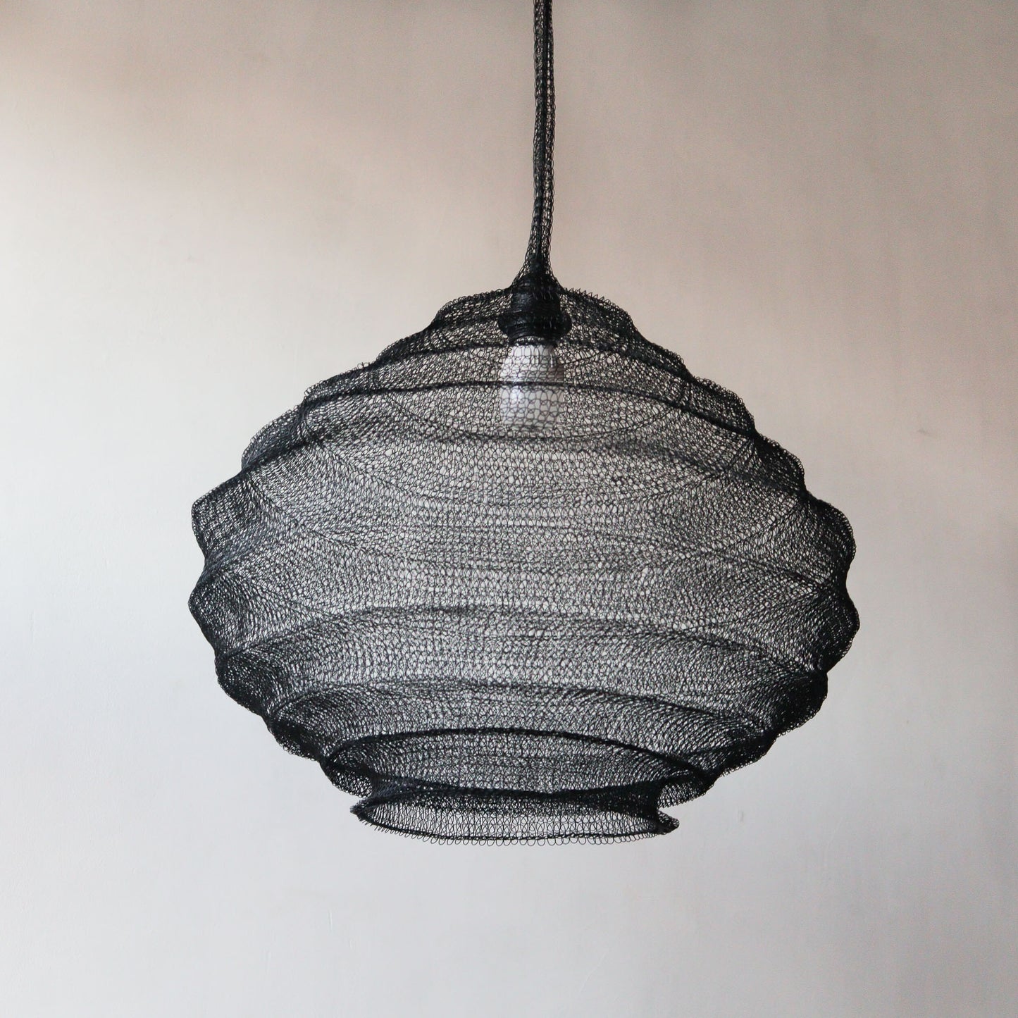 Black Metal Mesh Pendant Light Lantern