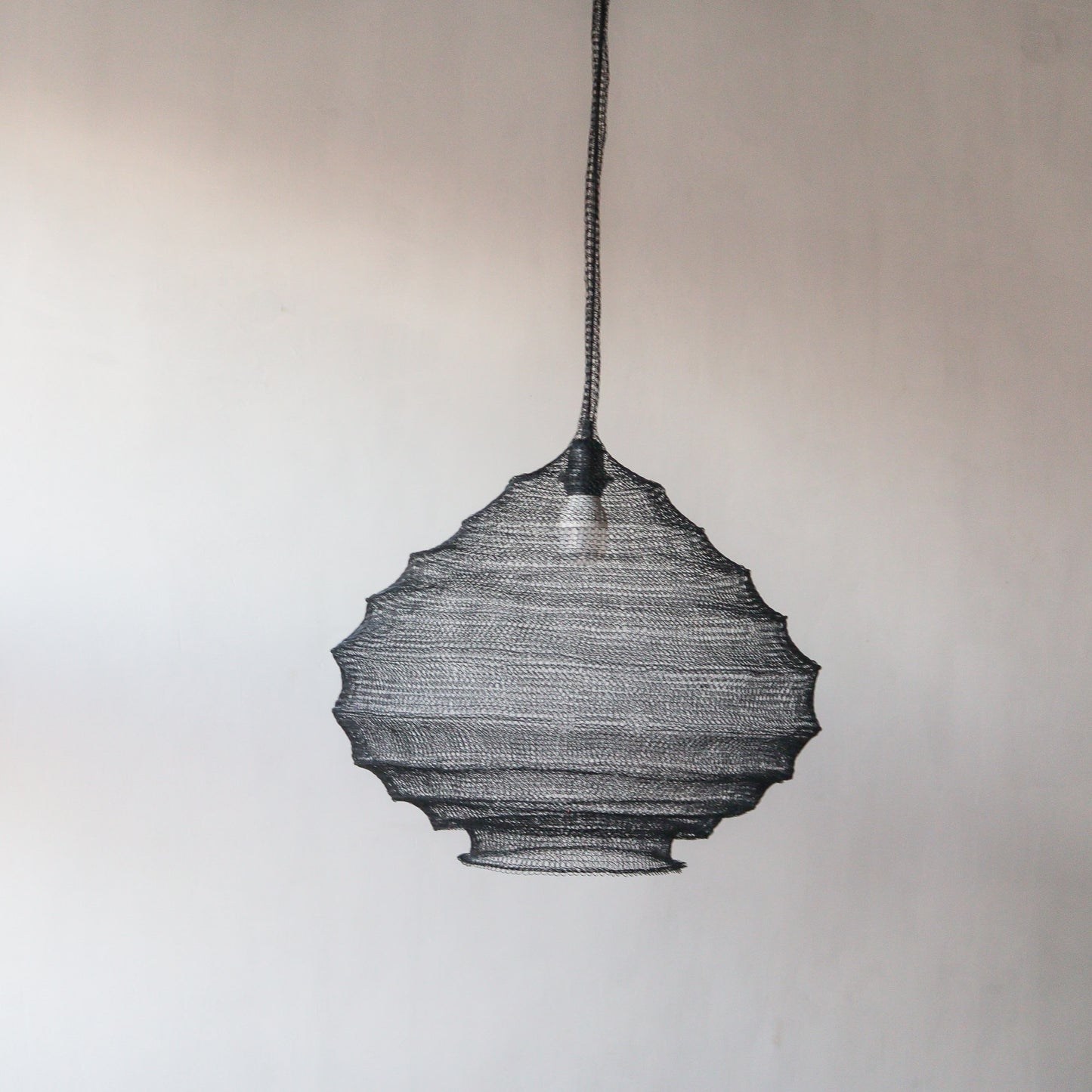 Black Metal Mesh Pendant Light Lantern