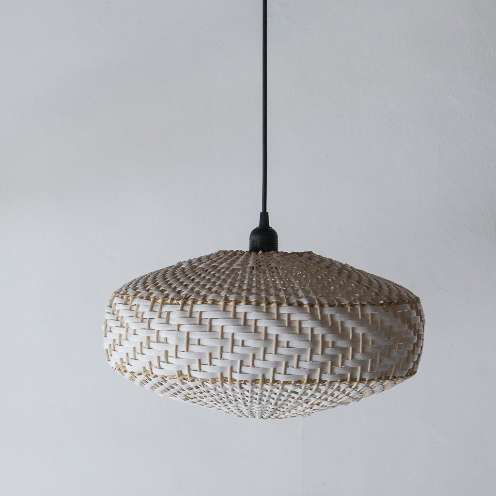 Rattan Pendant Light Weave Putih