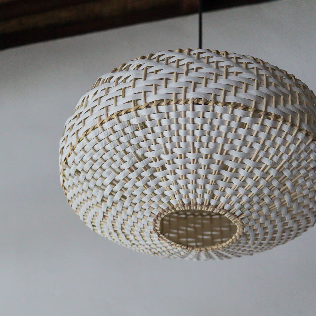 Rattan Pendant Light Weave Putih