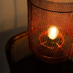 Reds Maroon Wire Mesh Table Lamp Molas Design