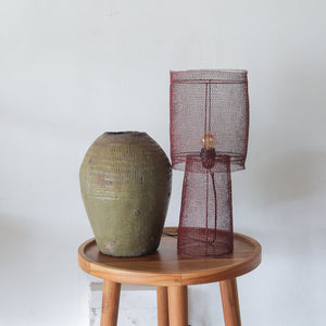 Reds Maroon Wire Mesh Table Lamp Molas Design