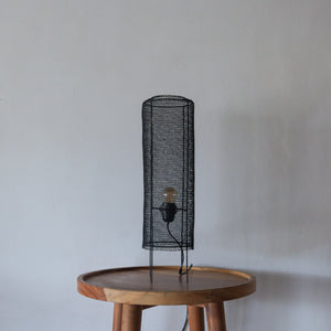 Wire Mesh Table Lamp Truba in Black