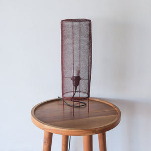 Wire Mesh Table Lamp Truba in Maroon