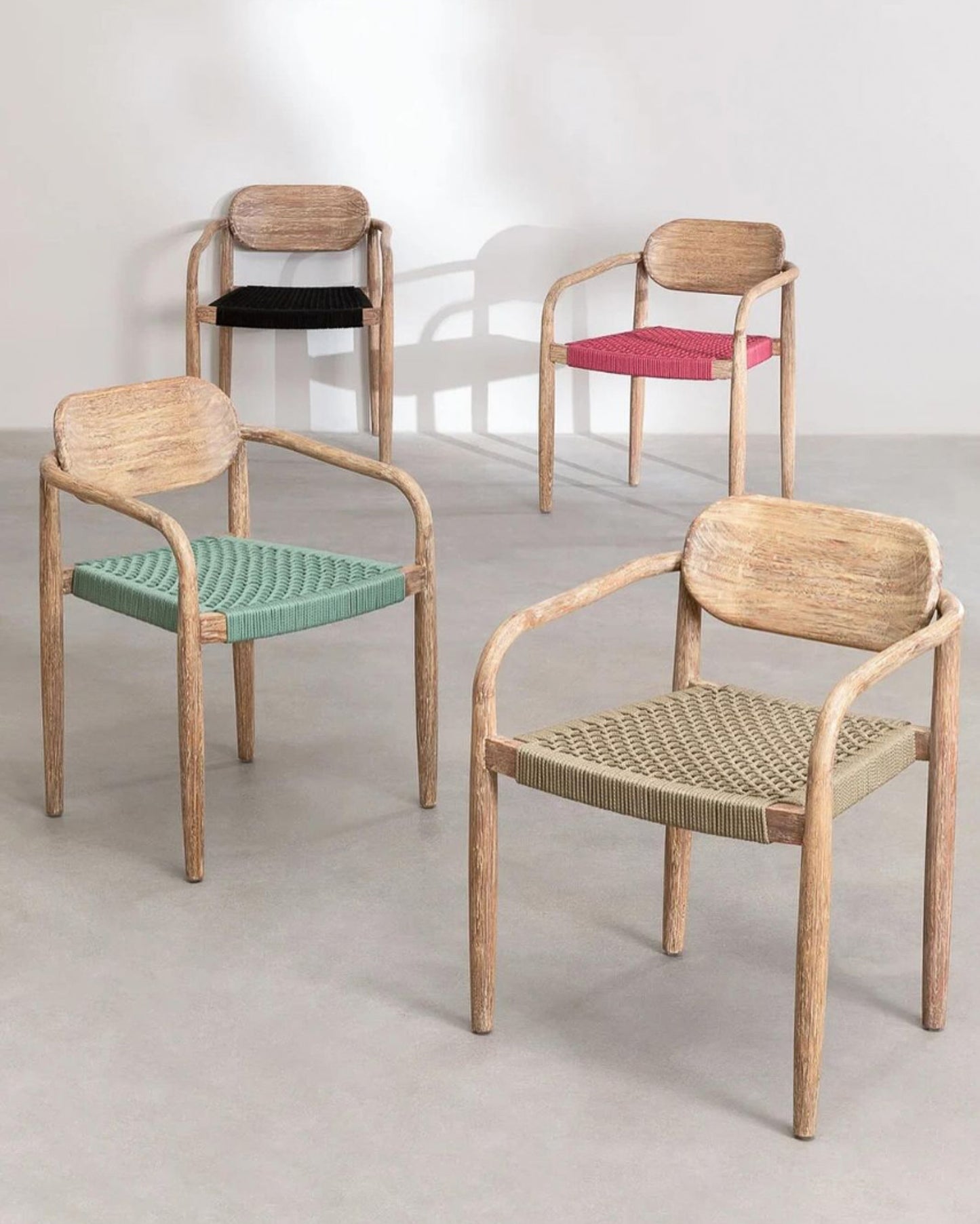 Wooden Chair Roomi Macrame