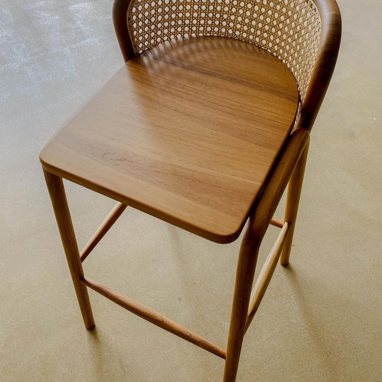 Wooden Bar Chair Roomi