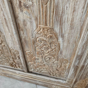 Hand carved Door Bali
